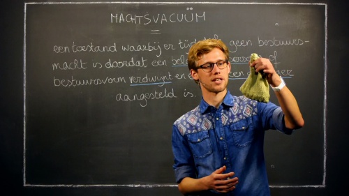 Video Een verschuiving van de macht kan leiden tot een machtsvacuüm! -  2de graad